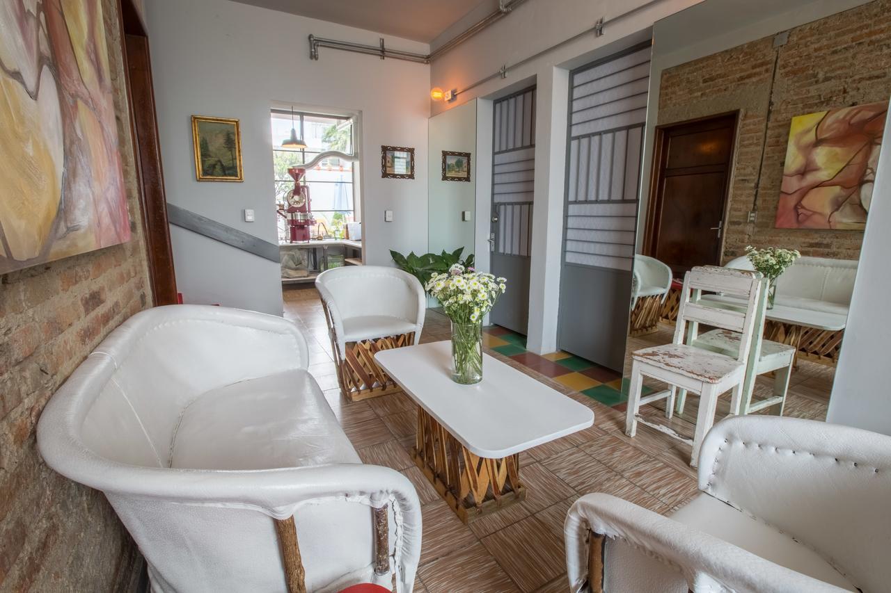 Casa Bruselas 2 *