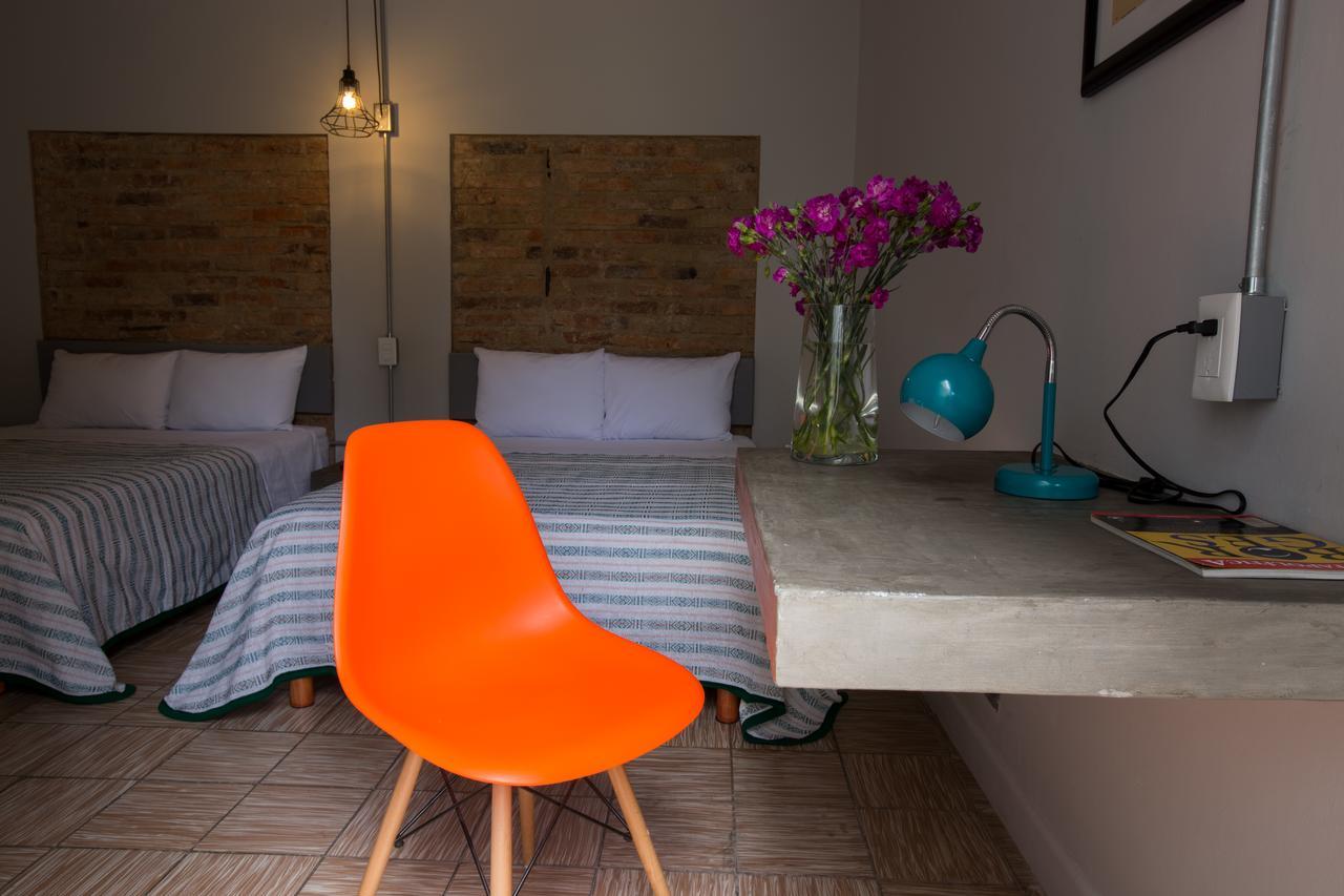 Hostel Casa Bruselas 2 *