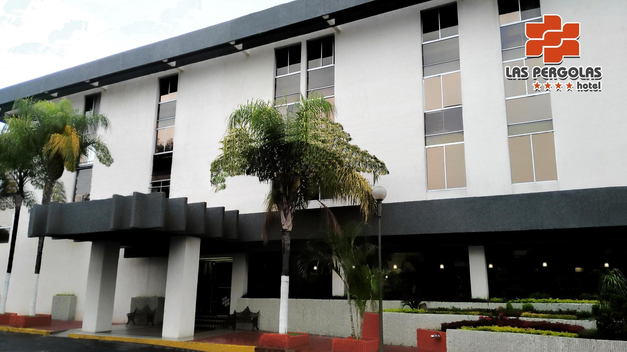 Pergolas 3*
