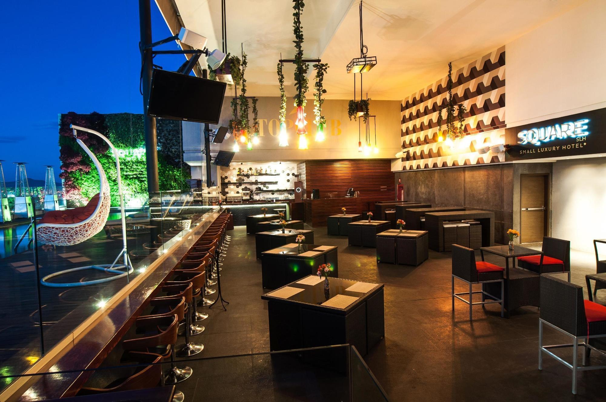 Square Small Luxury - Providencia