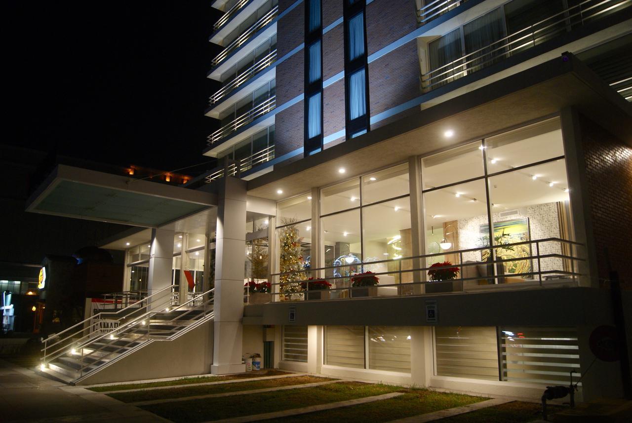 Hotel Velvet Plaza 4*