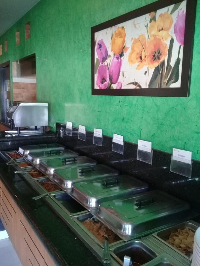 Hotel Hostalia Expo & Business Class Guadalajara