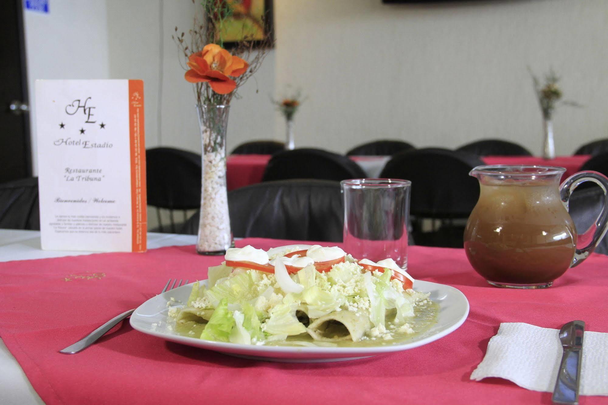 Hotel Estadio 3*
