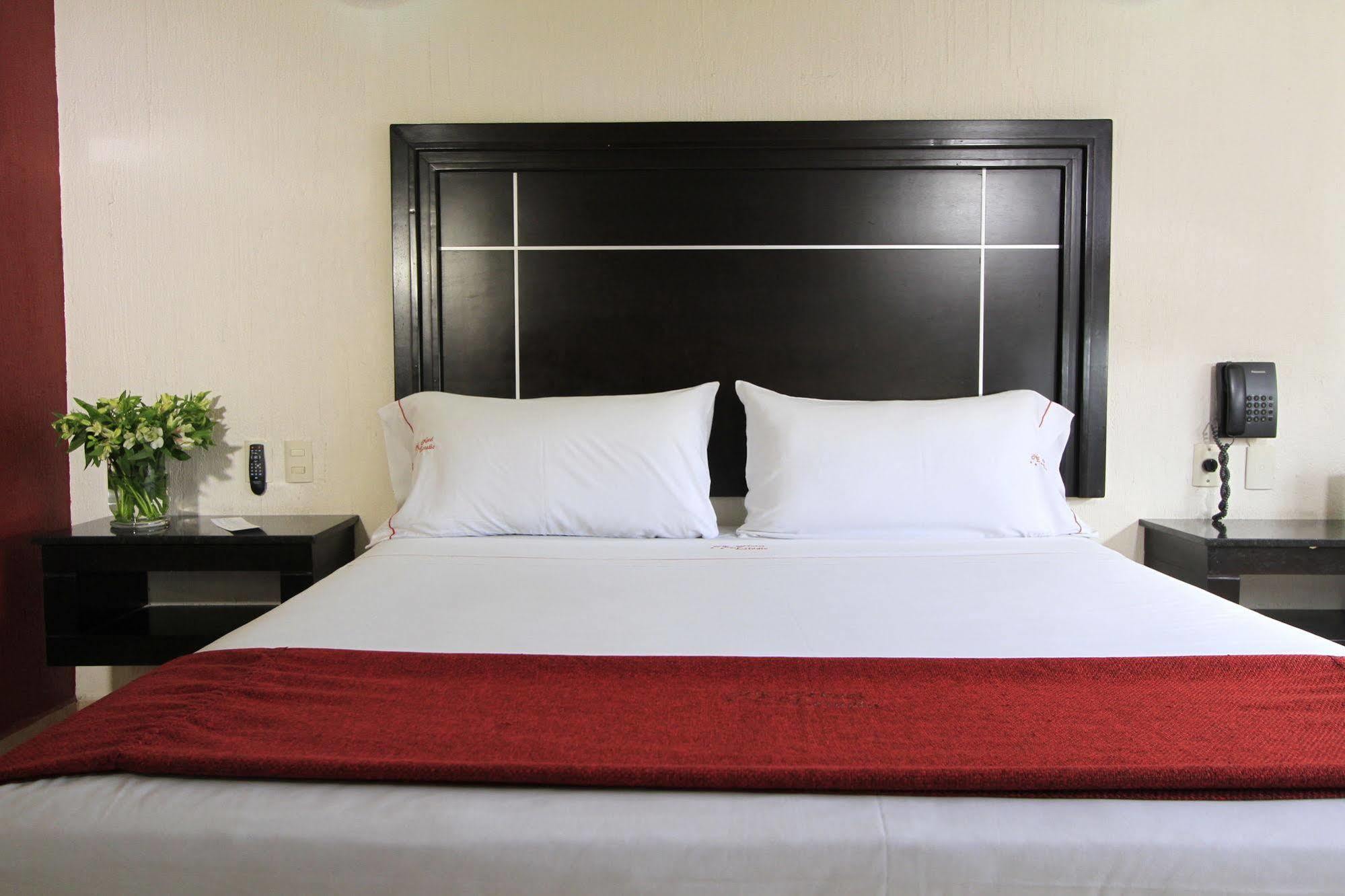 Hotel Estadio 3*
