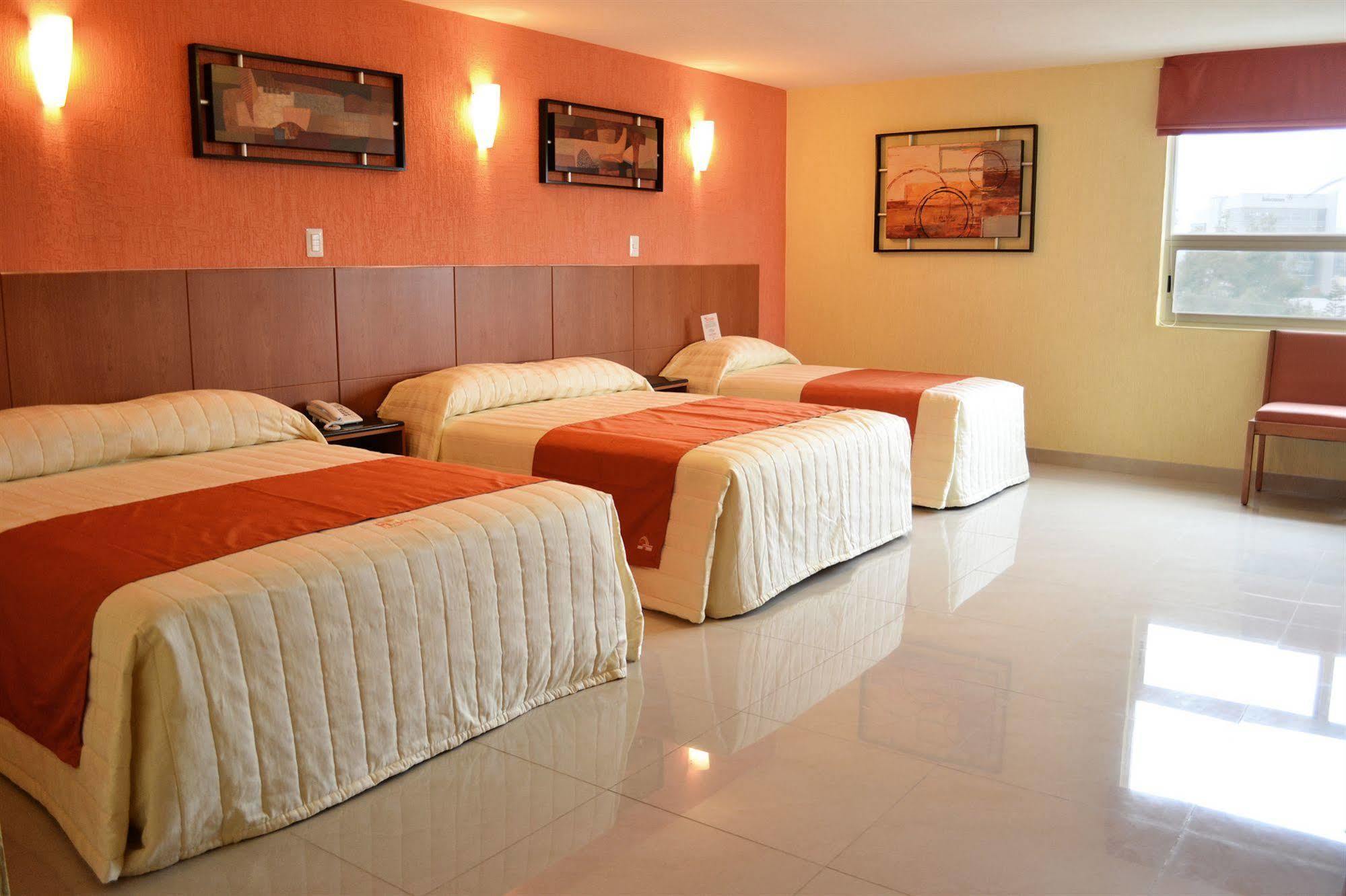 Hostalia Expo & Business Class