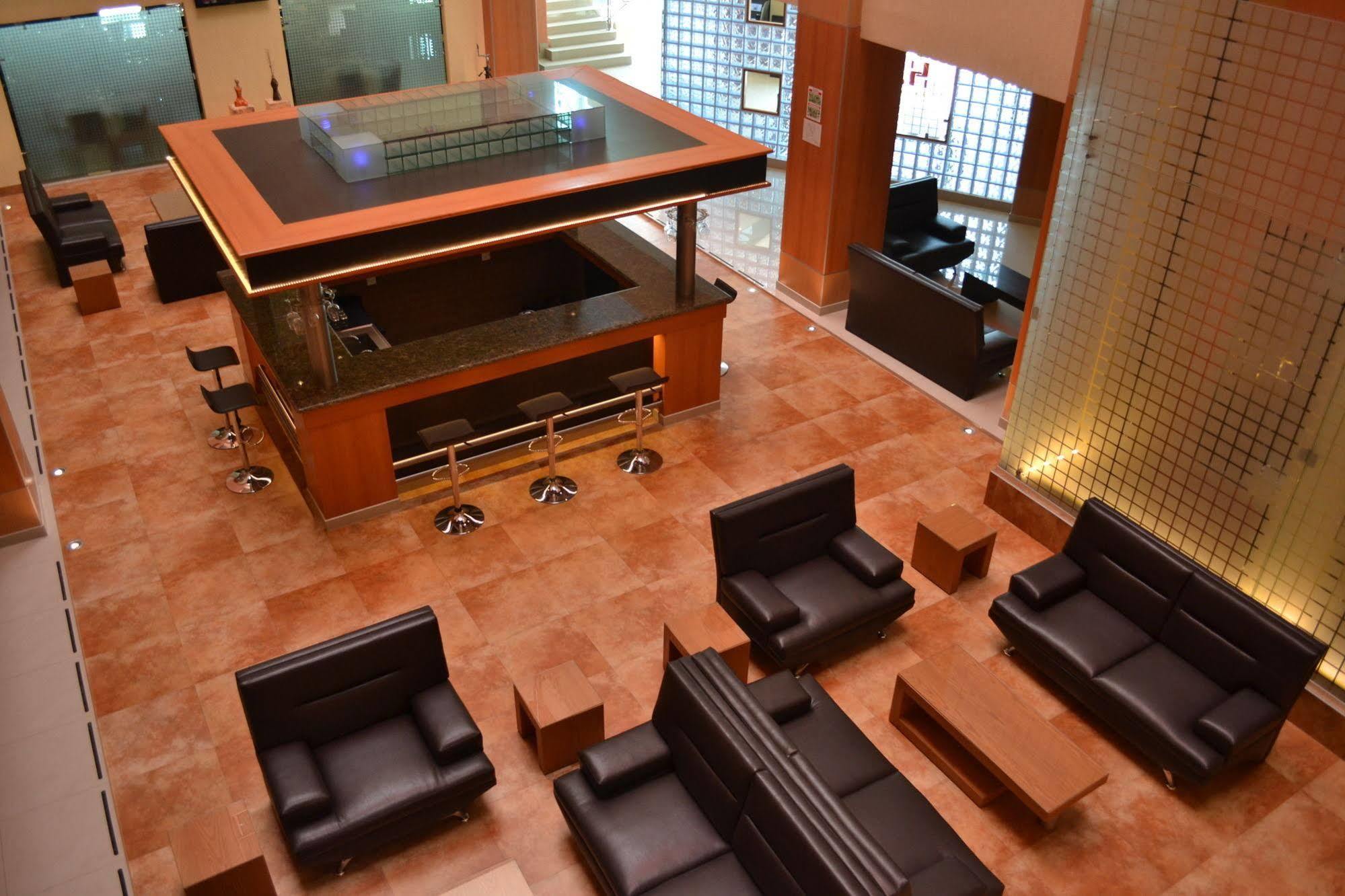 Hotel Hostalia Expo & Business Class 4*