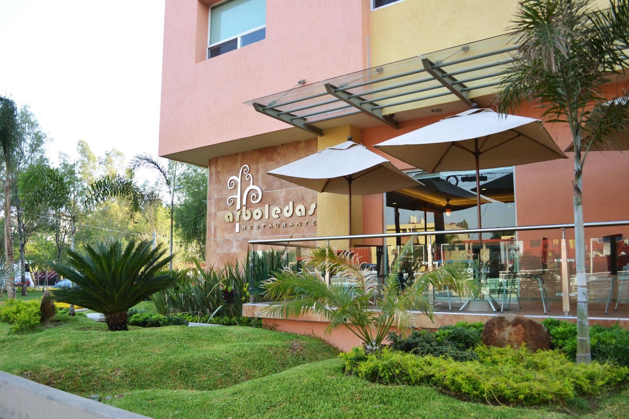Hostalia Expo & Business Class