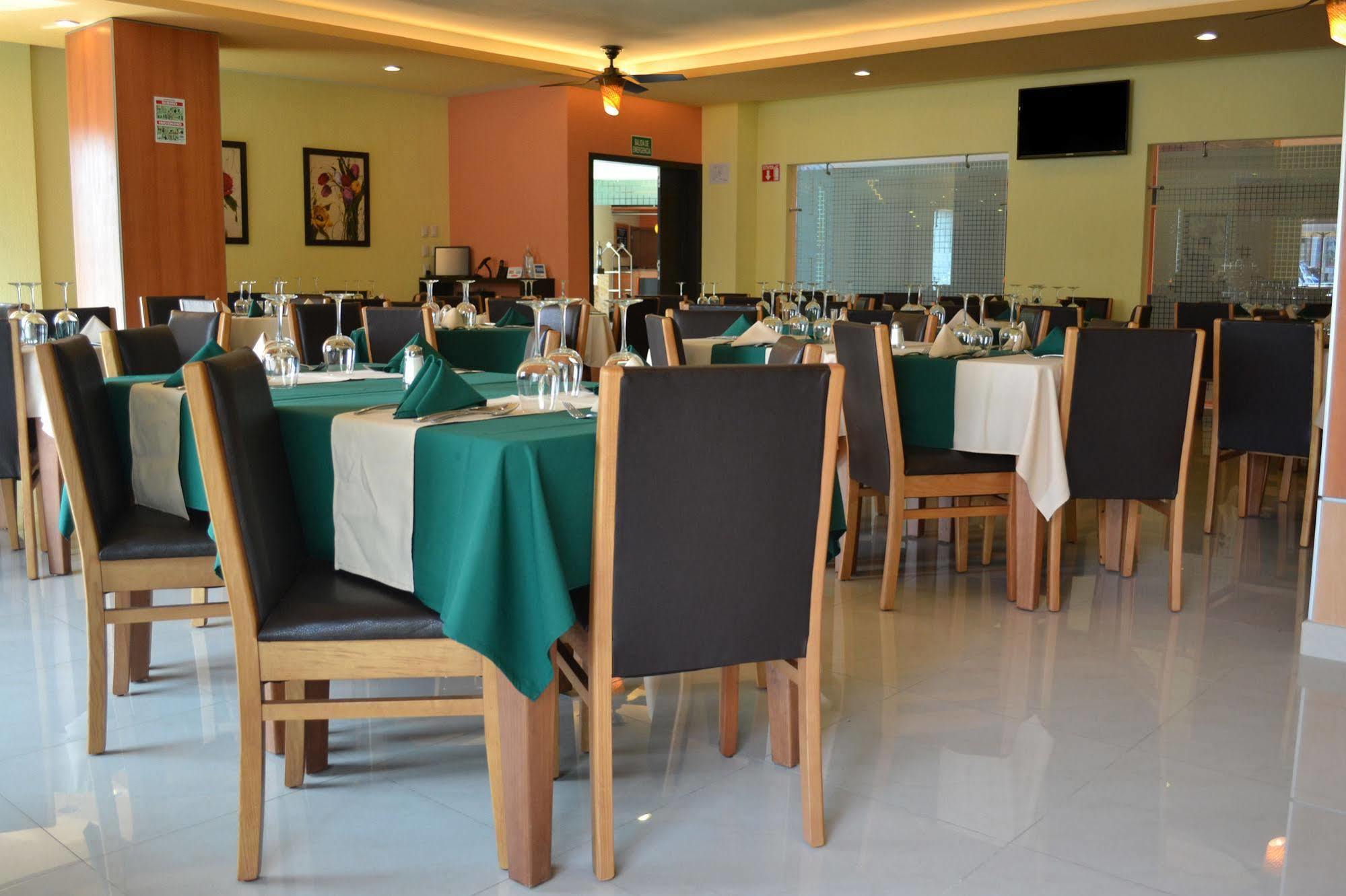 Hostalia Expo & Business Class Guadalajara