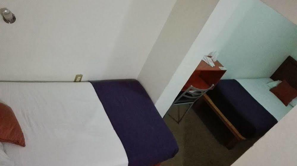 Lit Hostel