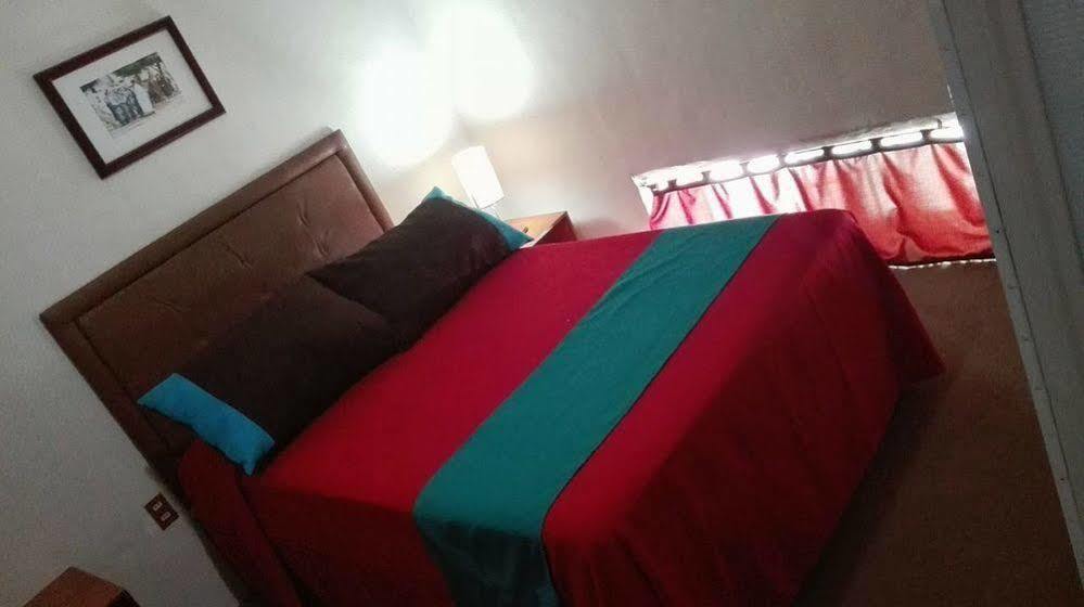 Lit Hostel *