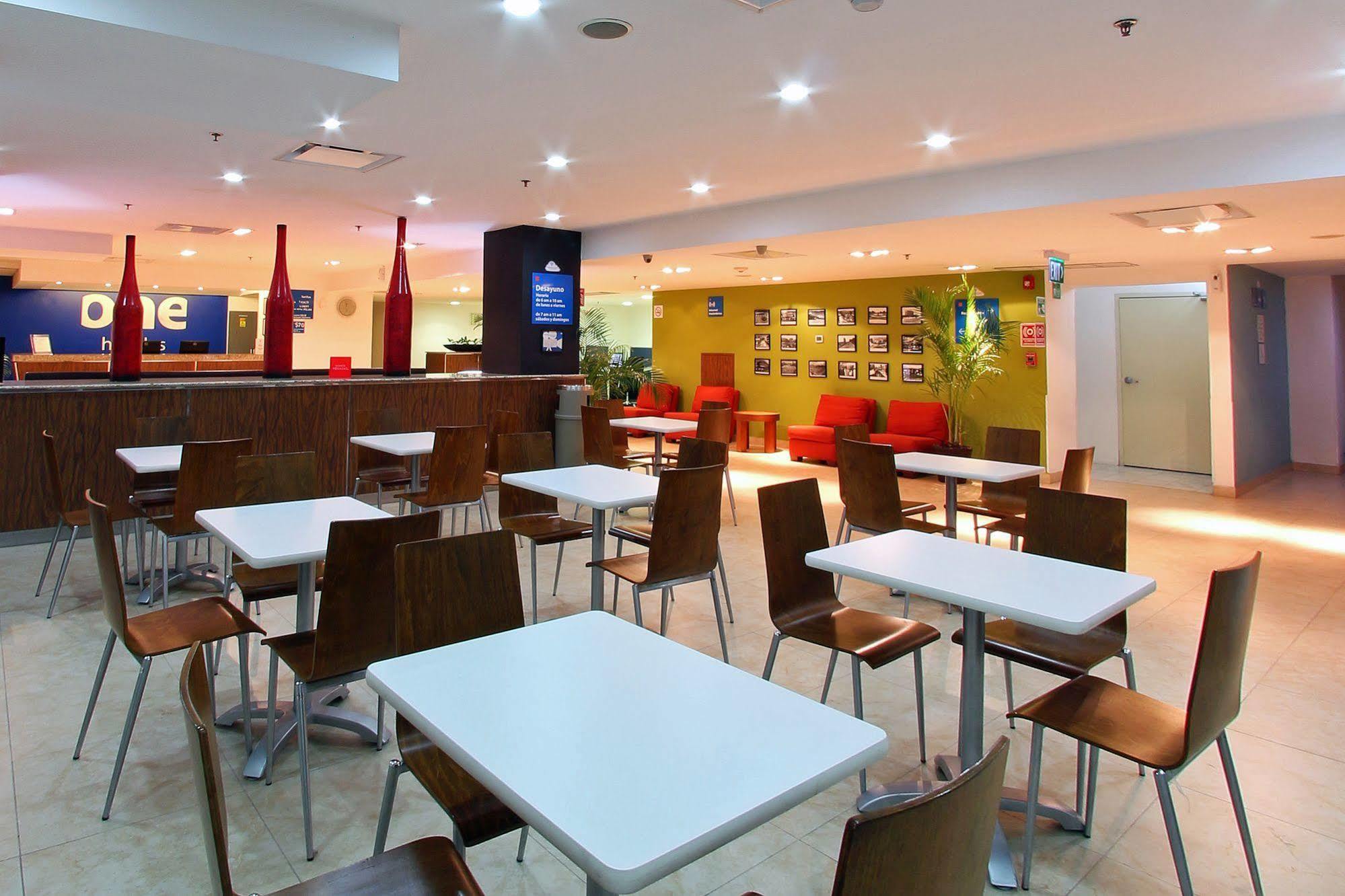 One Centro Historico Hotel 3*