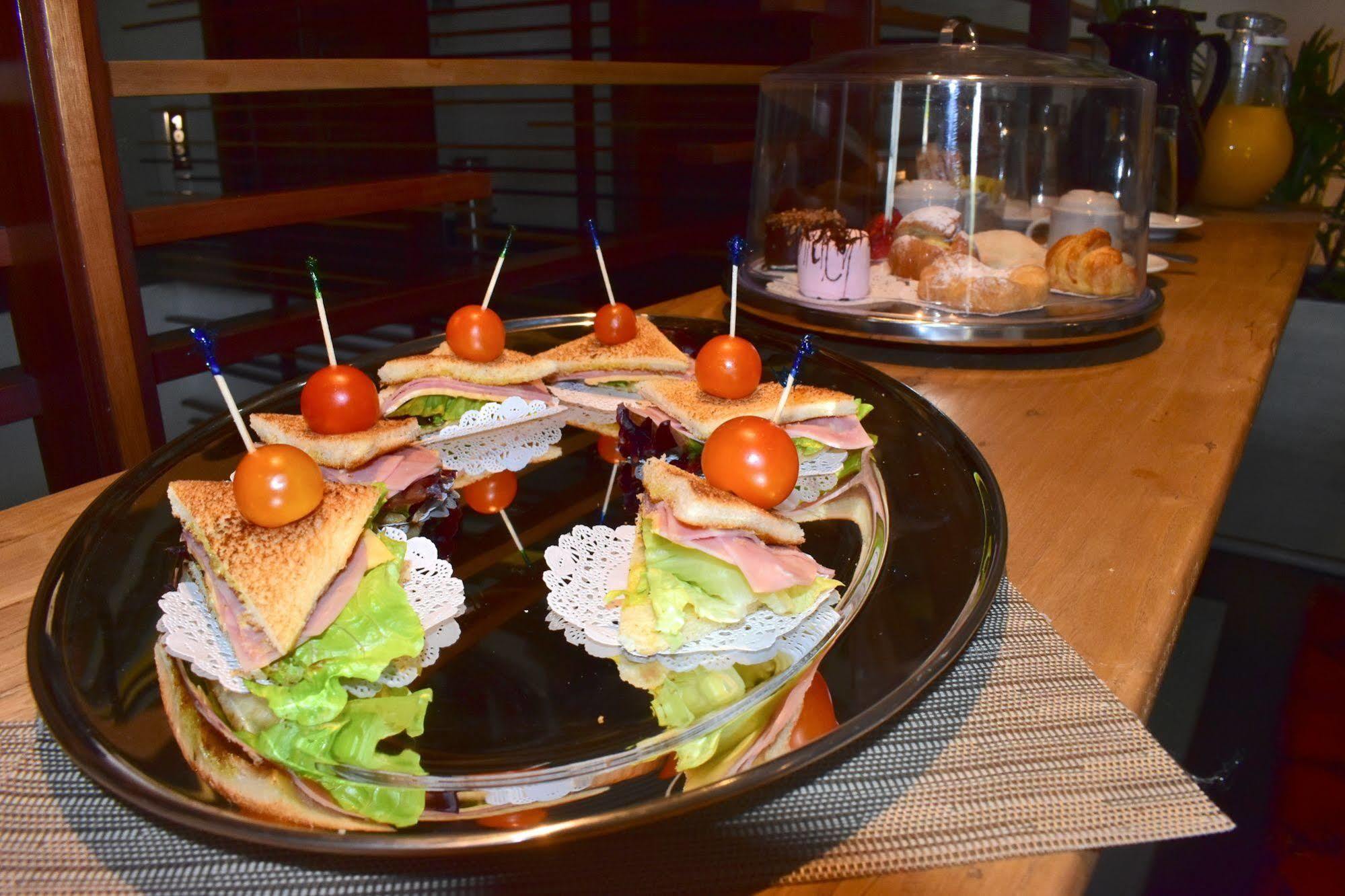 Square Small Luxury - Providencia 4*
