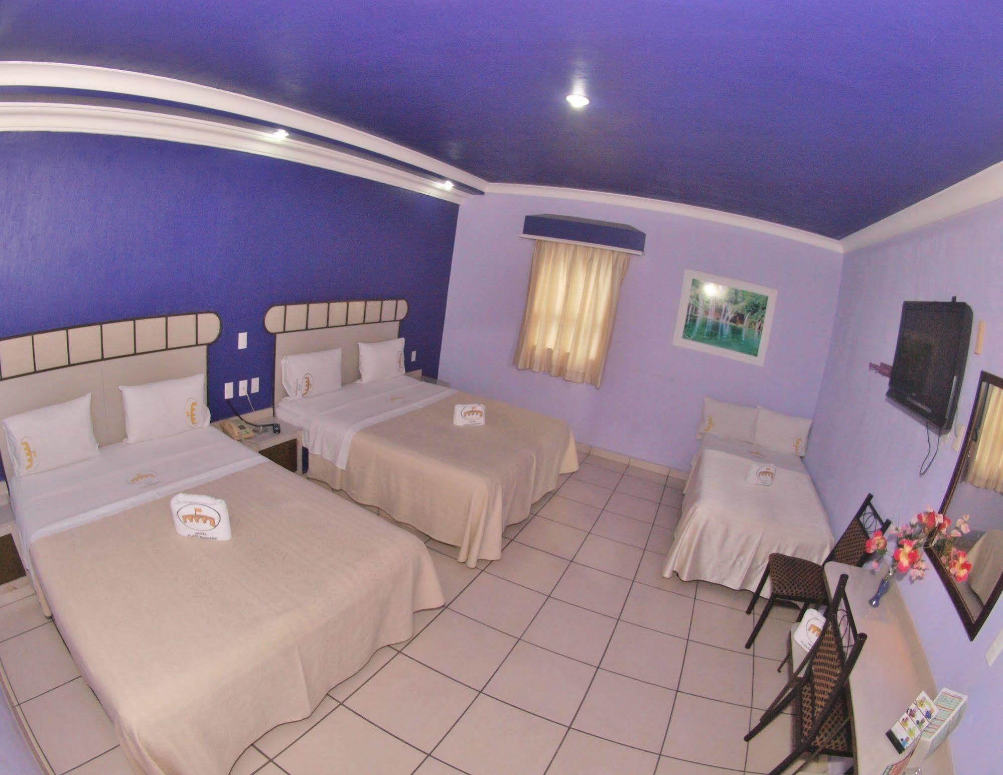Hotel Plaza Bandera 2*