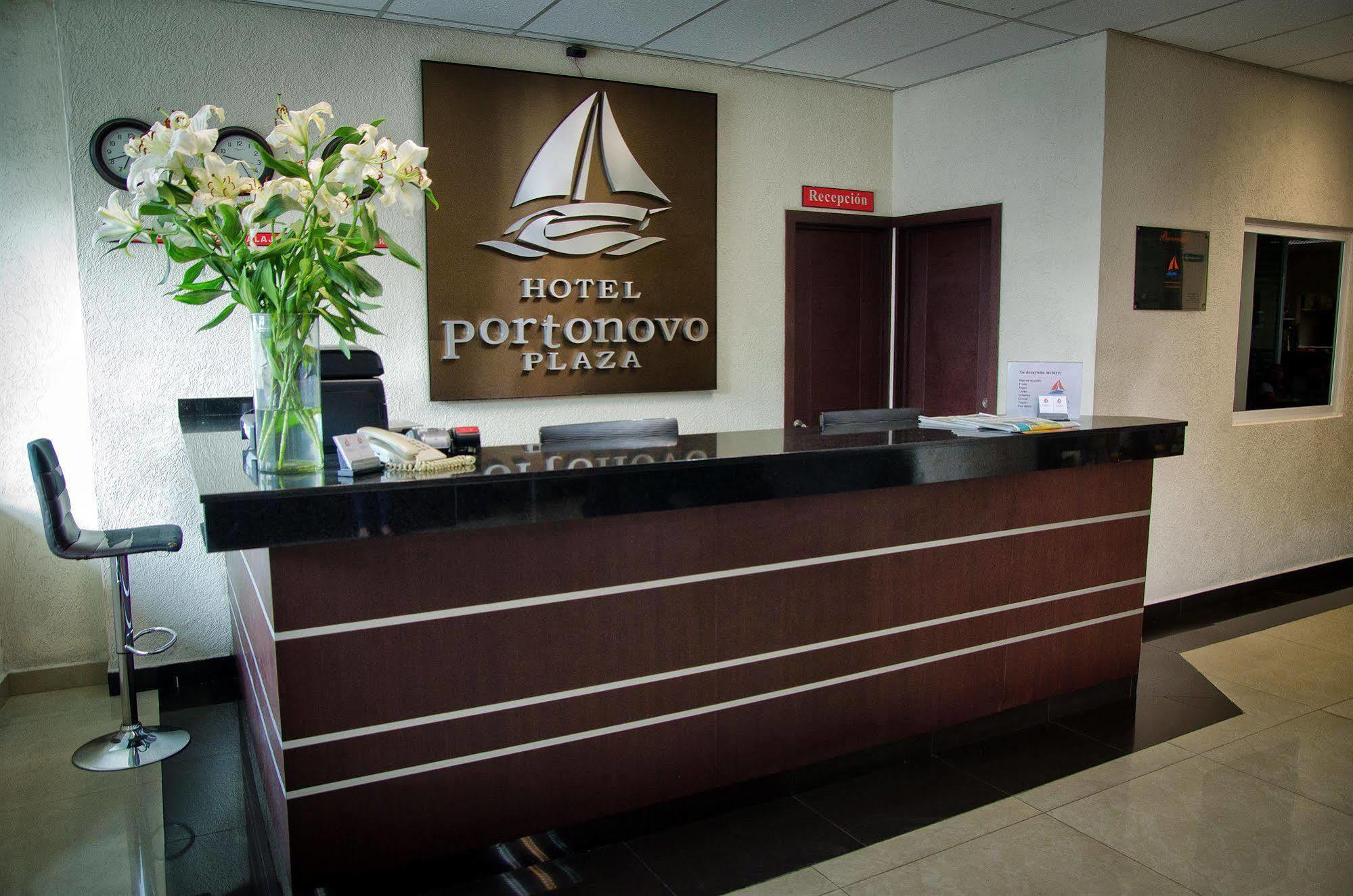 Hotel Portonovo Plaza Centro 3*