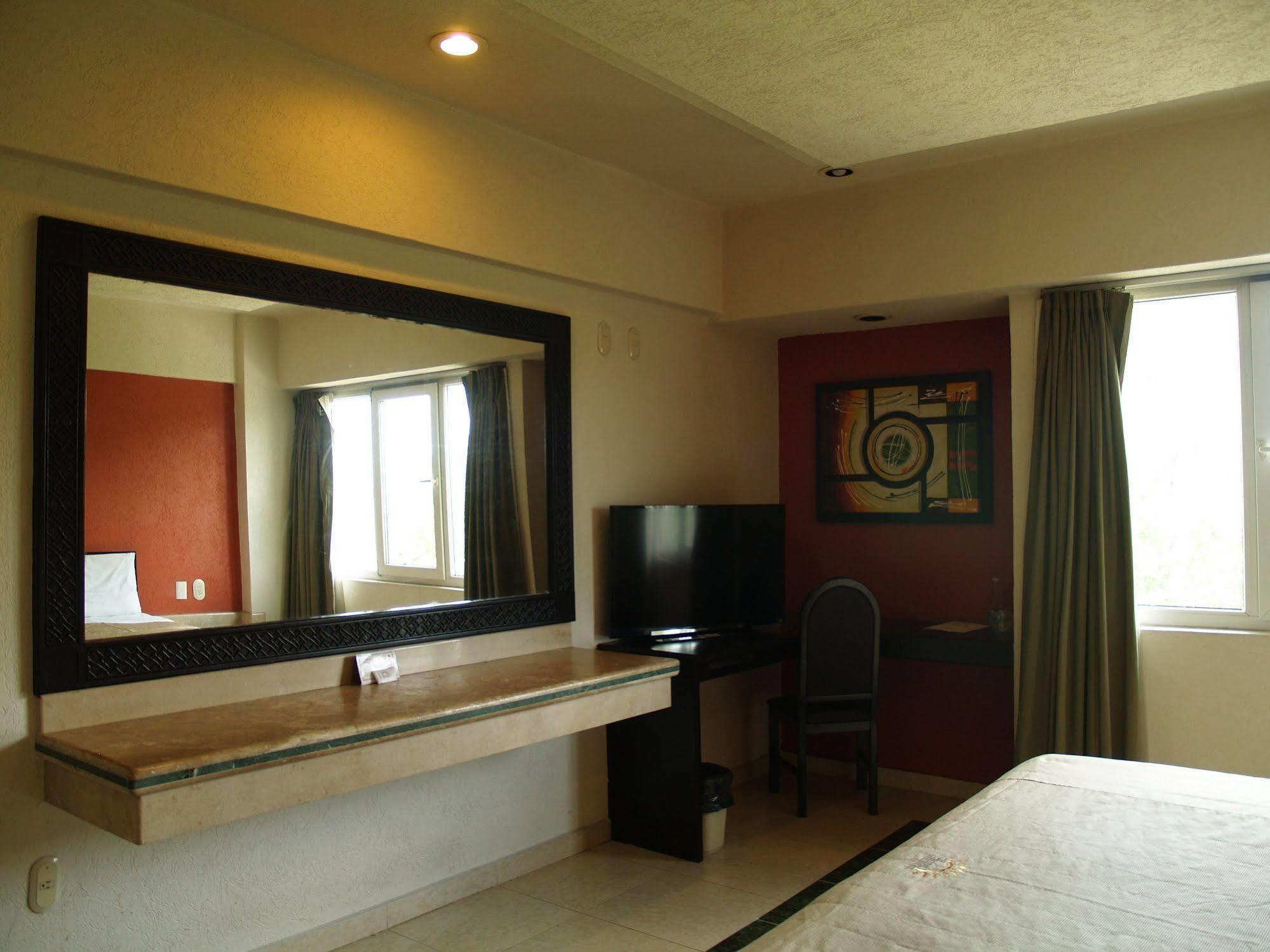 Hotel Real Del Sol - Zona Expo Industrial