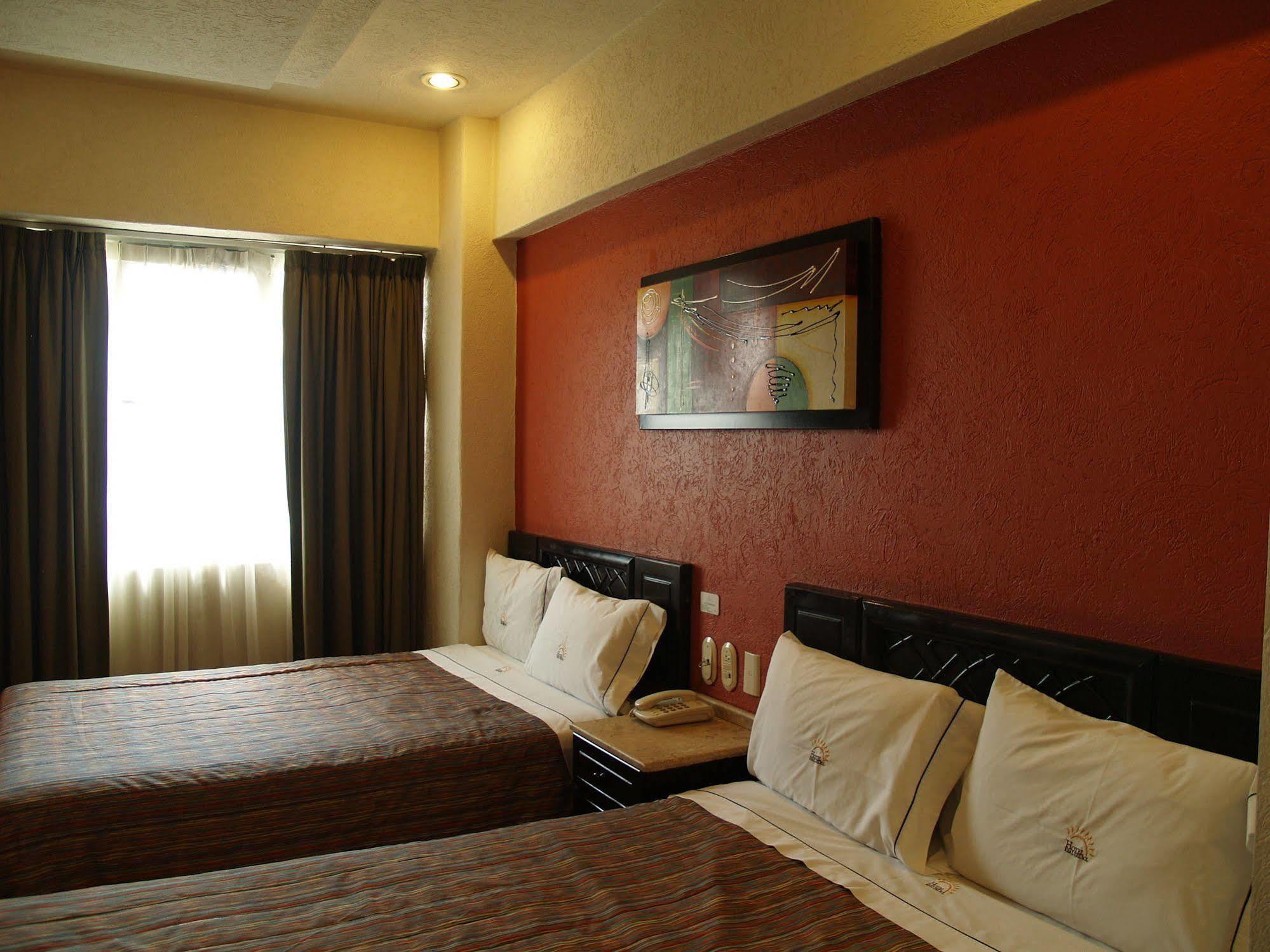 Real Del Sol - Zona Expo Industrial Hotel Guadalajara