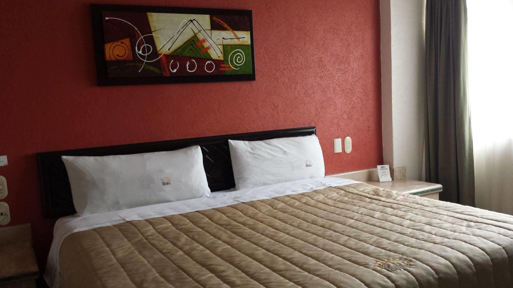 Real Del Sol - Zona Expo Industrial Hotel 3*