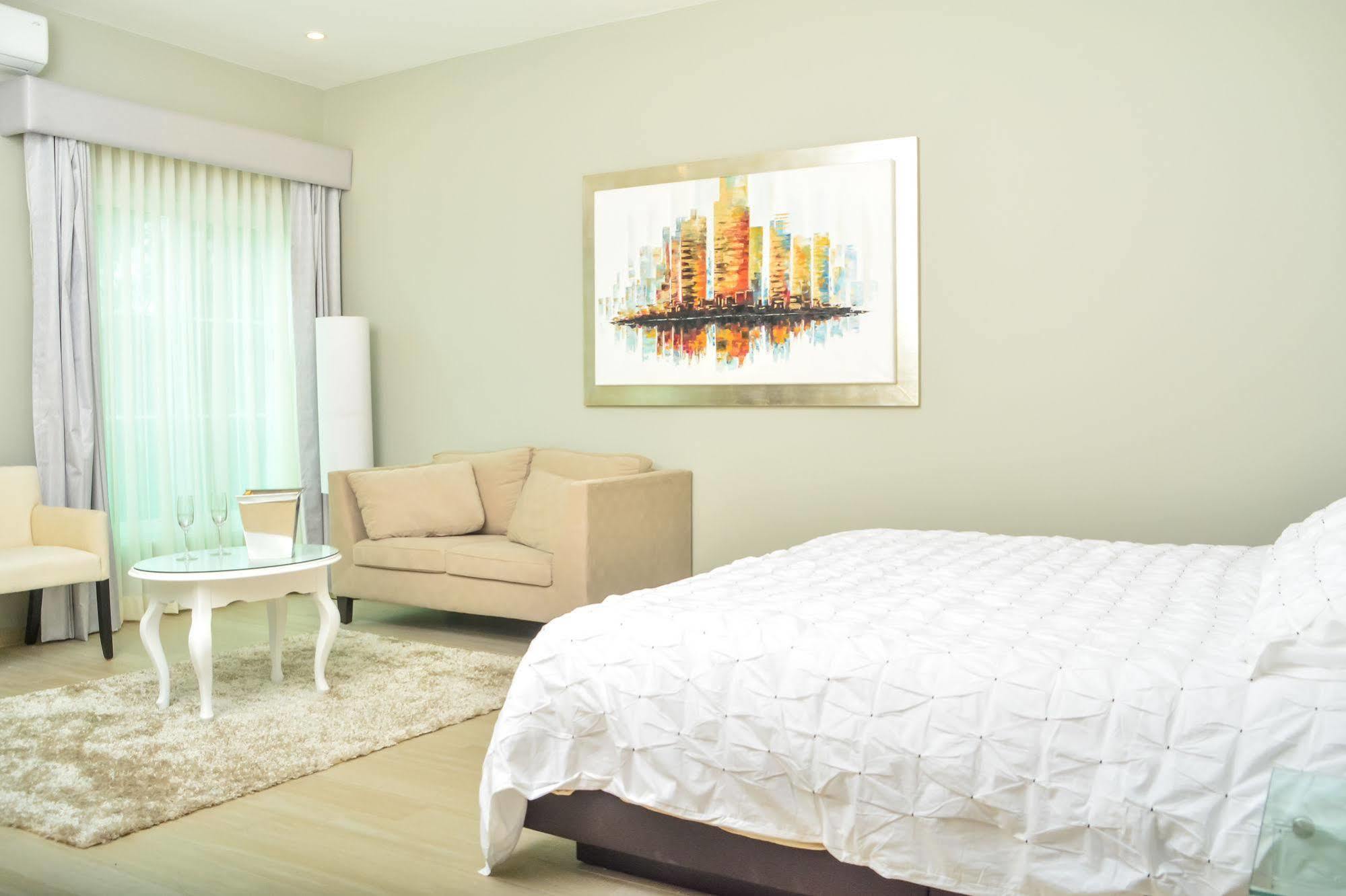 Alborata Boutique Hotel 4*