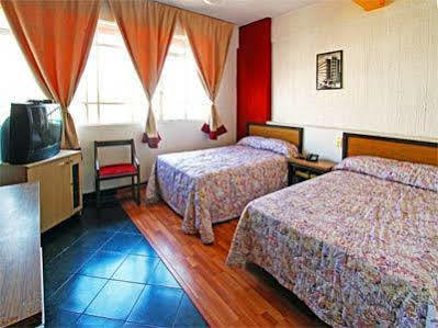 Oyo Nueva Galicia Hotel