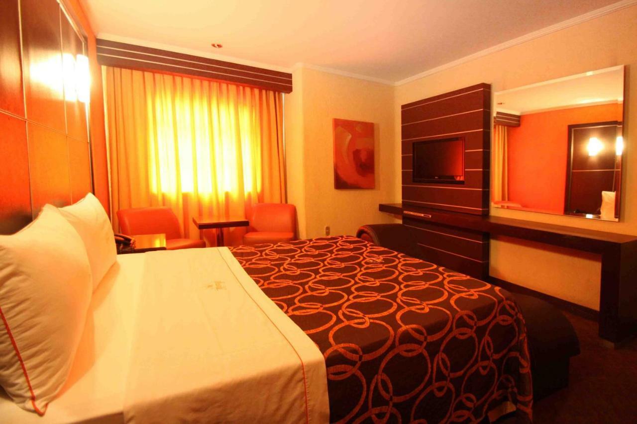 Mirage Motel
