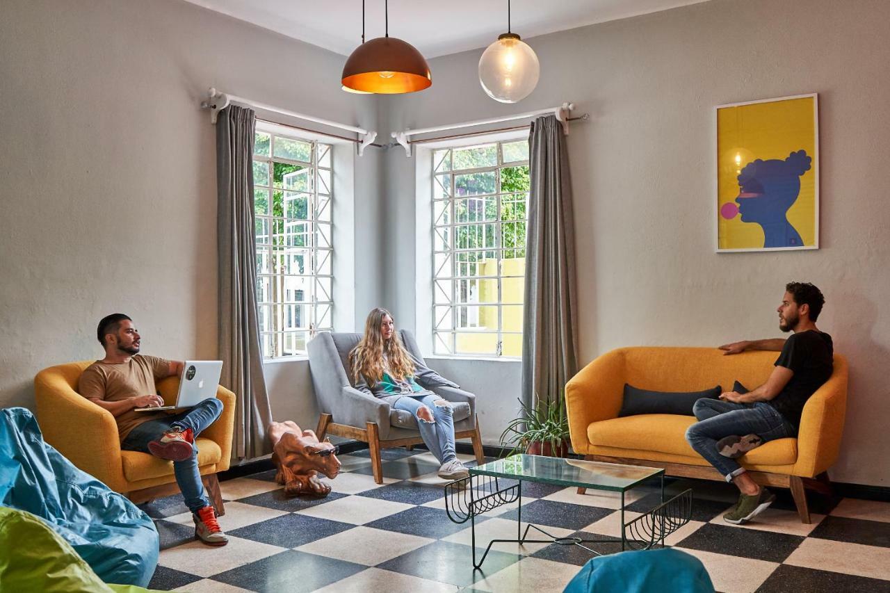 Americana Hostel