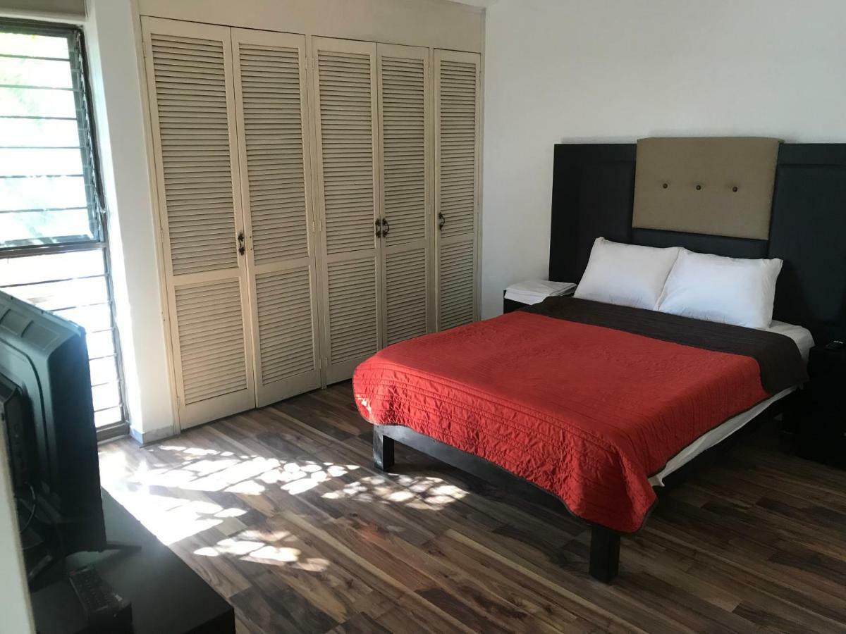 Guest house Expo , Plaza Del Sol *