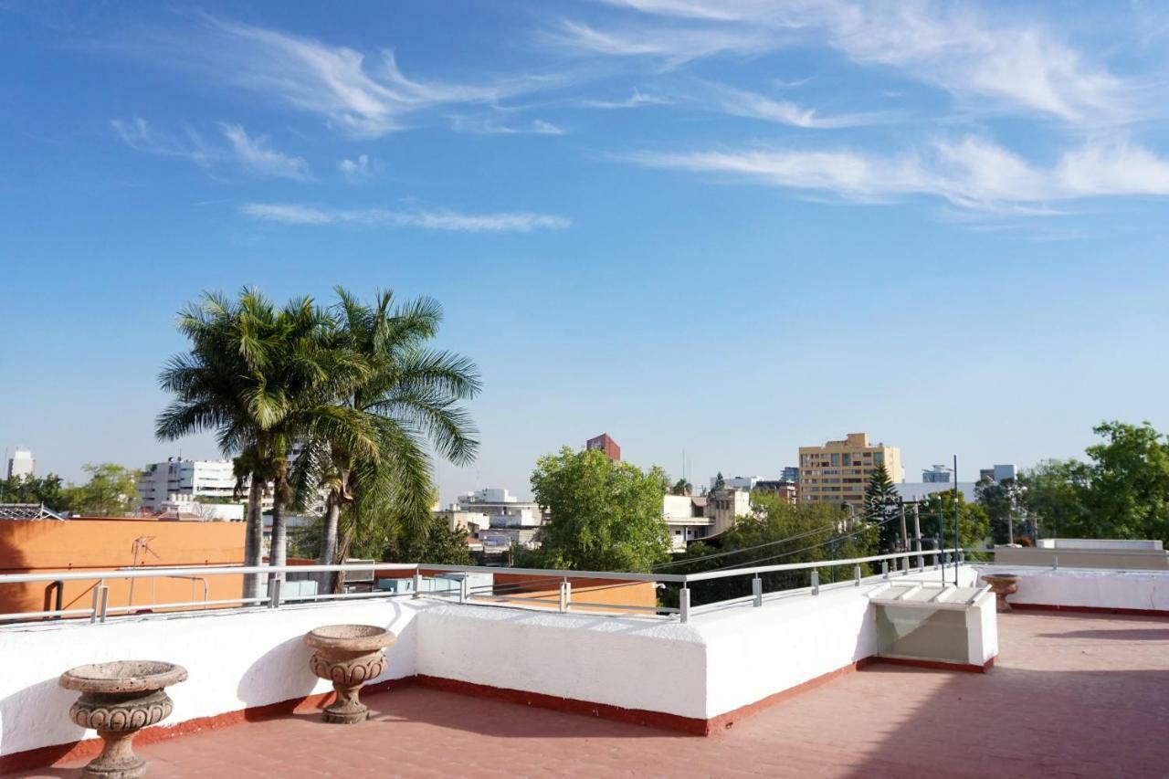 Homestay Casa De Los Vitrales Guadalajara