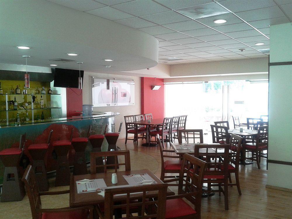 Ibis Expo 3*