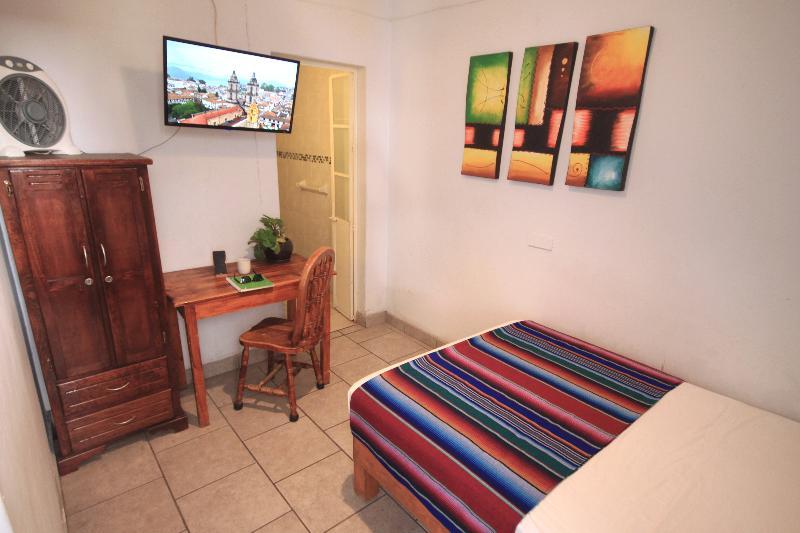 Del Refugio 2* Guadalajara