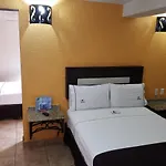Hotel Luar