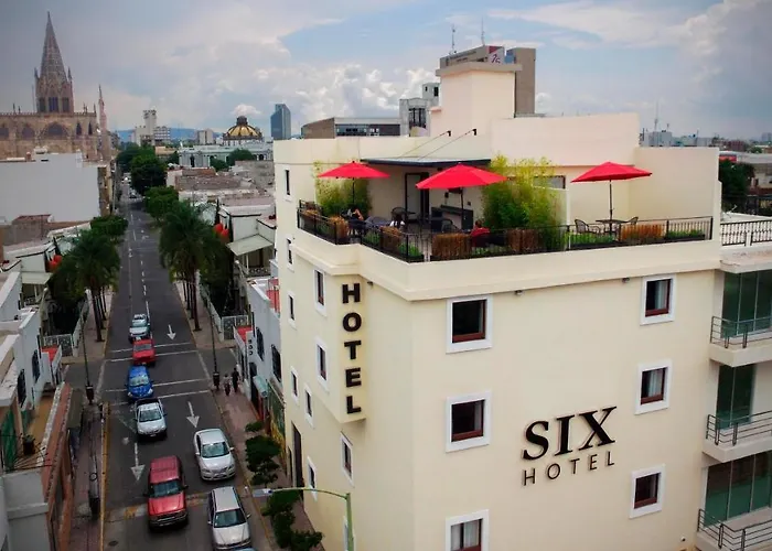 Six Hotel Guadalajara Expiatorio