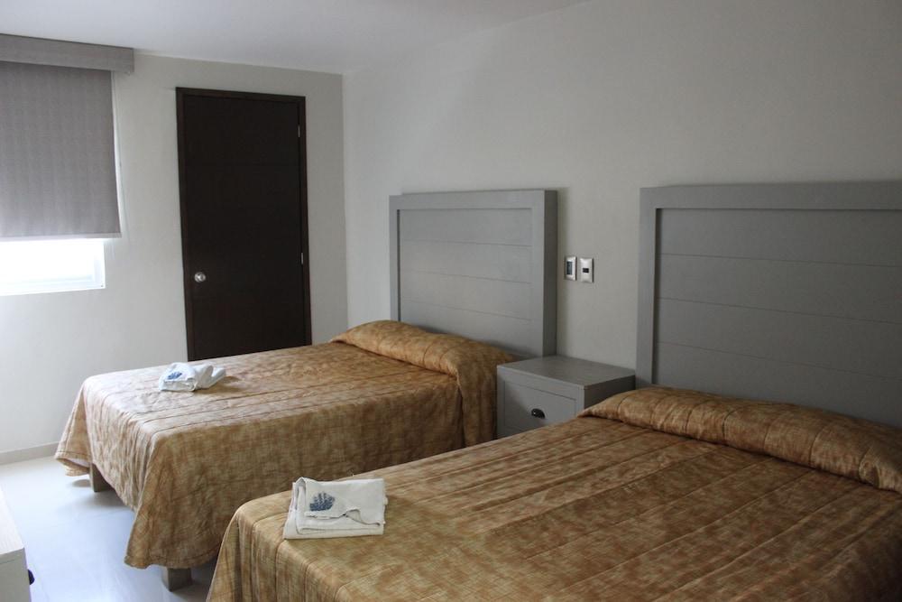 Hotel Colon Express