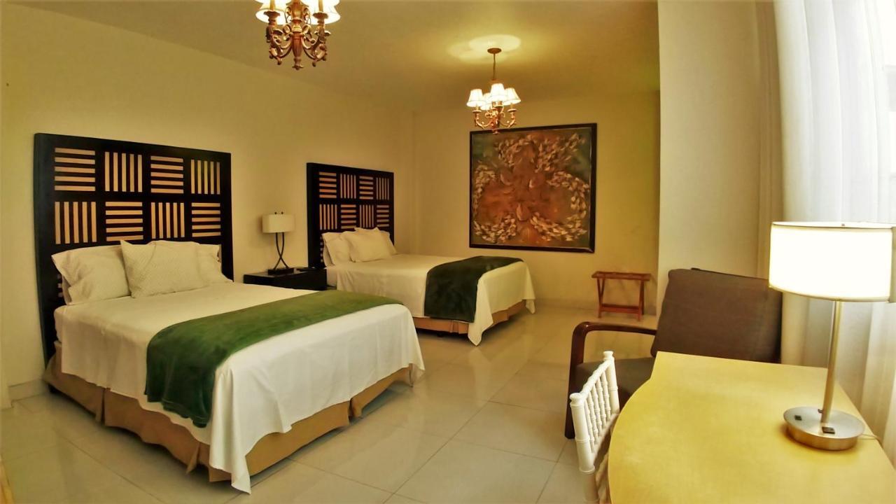 Del Angel Hotel