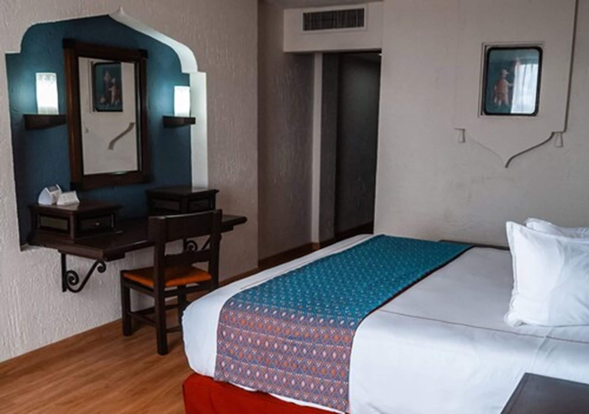 Hotel Fenix 4*