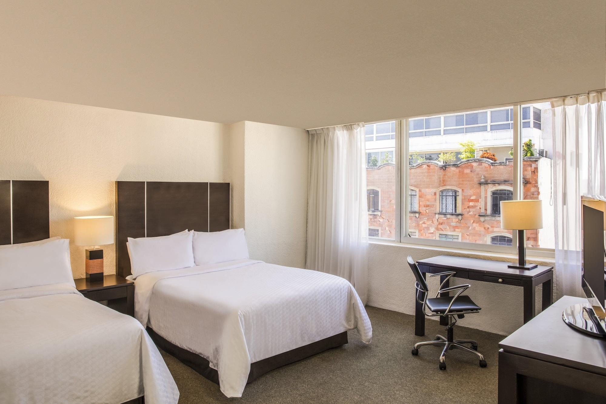 Plaza Genova Centro Hotel Guadalajara