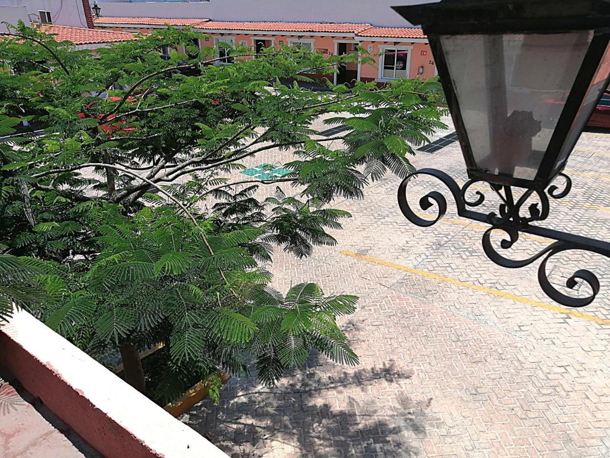 Motel Aquiles 3*