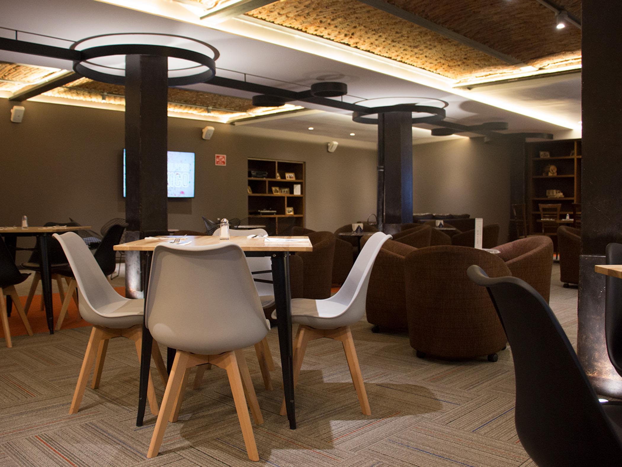 Hotel Fenix