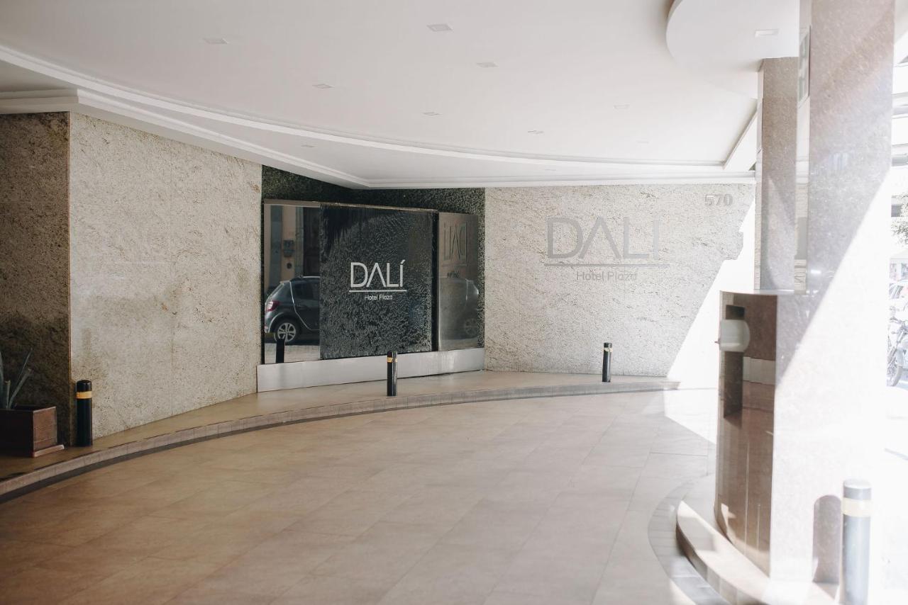 Dali Plaza Ejecutivo Hotel 4*