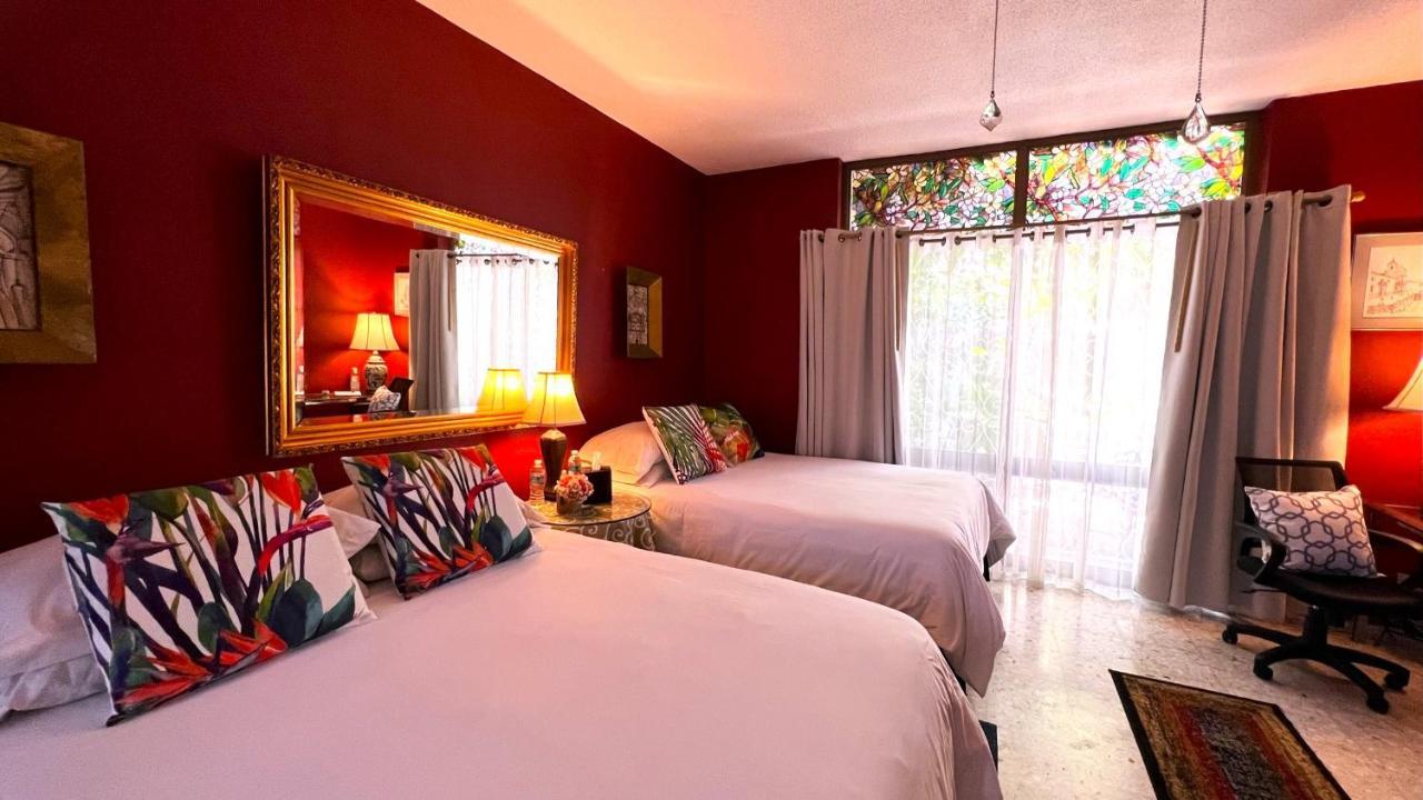 Dickinson Guest House, Guadalajara Expo 3* Guadalajara