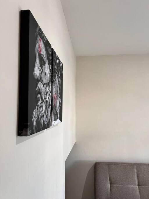 Casa de férias Casa Bon Ubicada En Nueva Galicia Residencial, Es Propiedad Completa Al Sur De La Ciudad Que Te Ofrece Modernidad, Espacio, Tranquilidad, Cuenta Con 4 Recamaras 3 Banos Completos Y 2 Cajones De Estacionamiento Privados