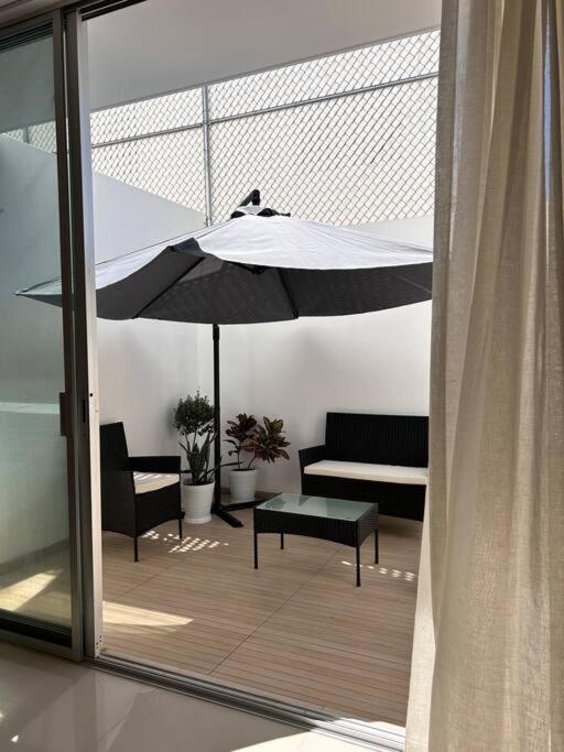 Casa Bon Ubicada En Nueva Galicia Residencial, Es Propiedad Completa Al Sur De La Ciudad Que Te Ofrece Modernidad, Espacio, Tranquilidad, Cuenta Con 4 Recamaras 3 Banos Completos Y 2 Cajones De Estacionamiento Privados Casa de férias Guadalajara