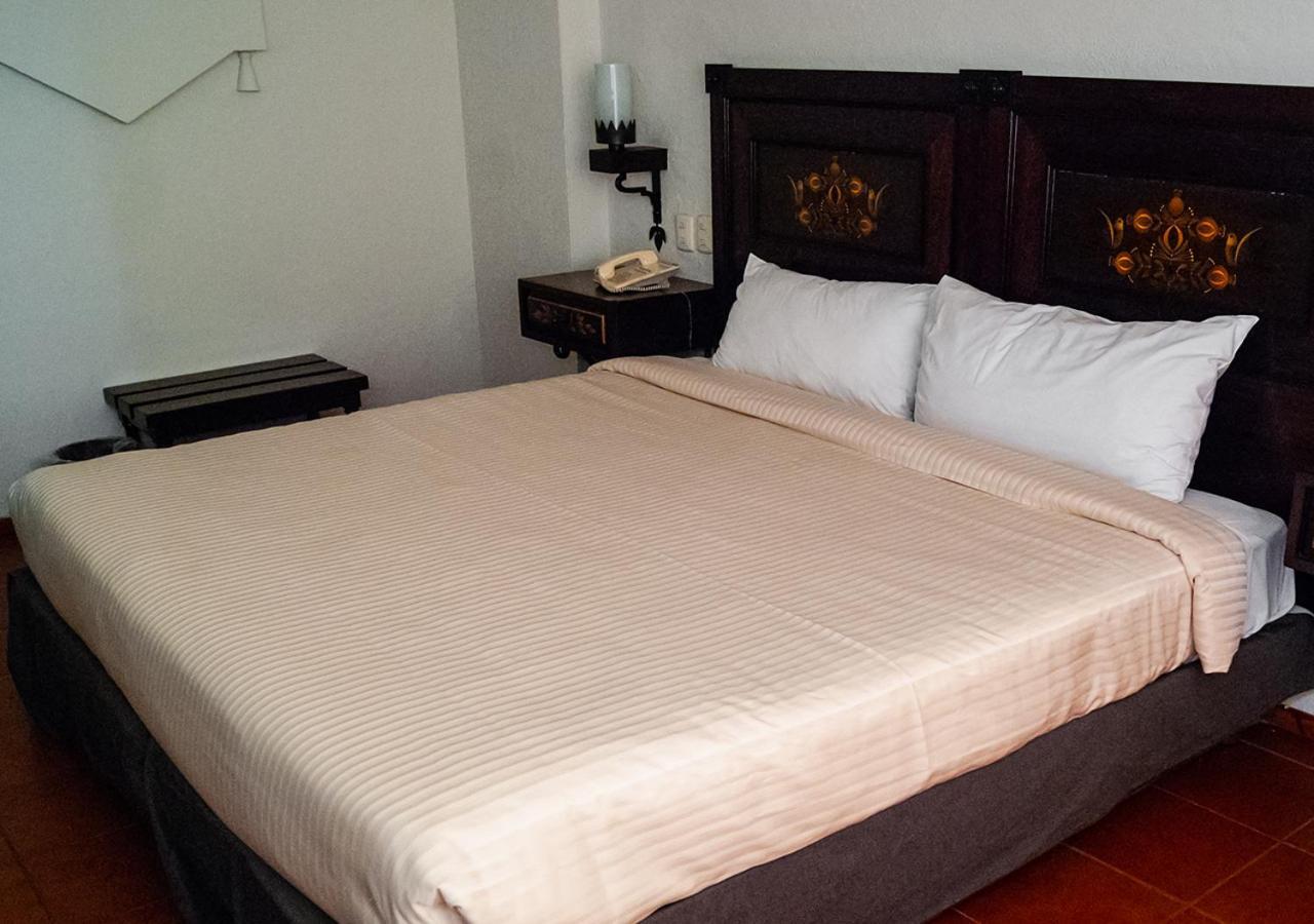 Fenix Hotel 4*