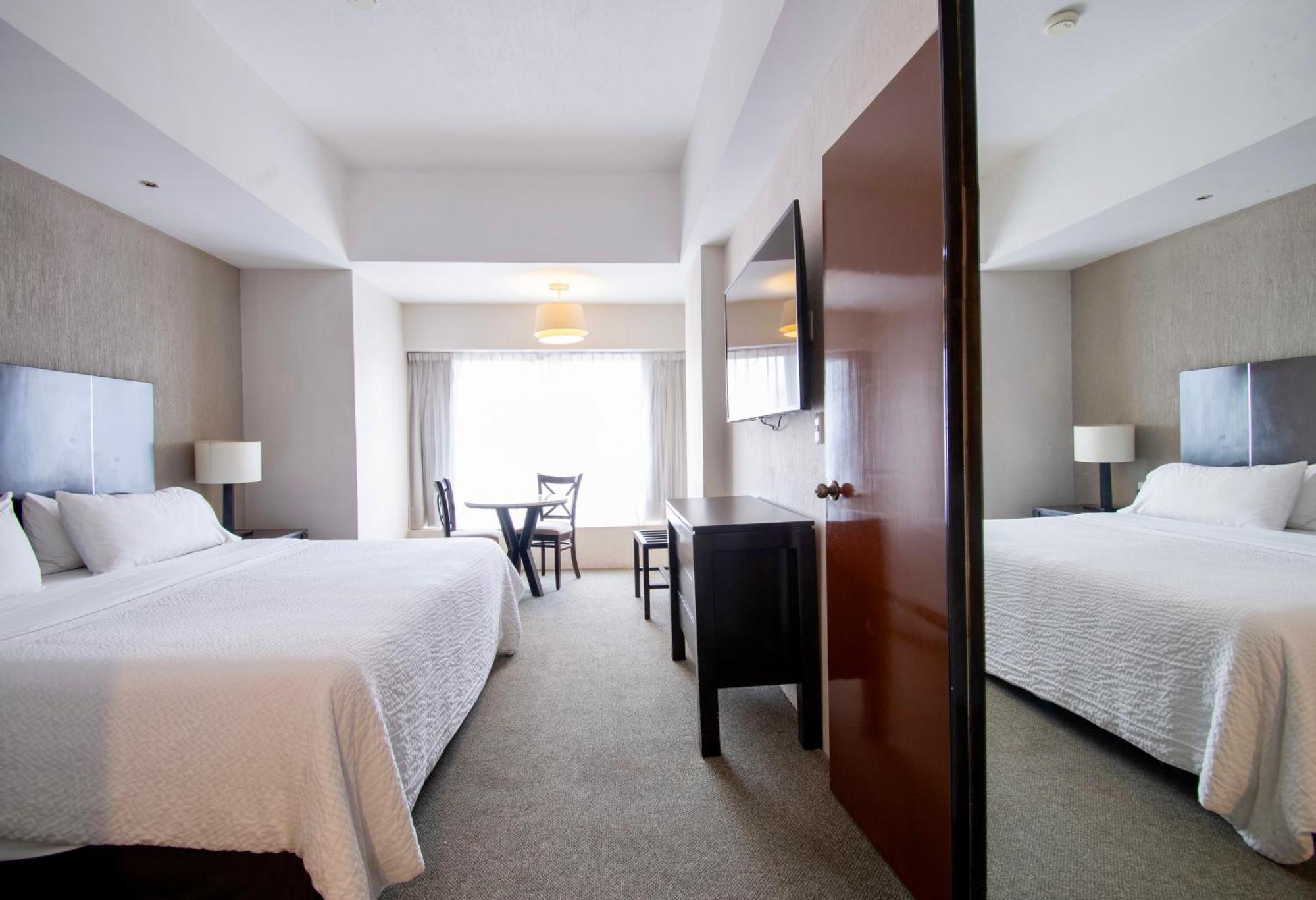 Hotel Plaza Genova Centro 4*