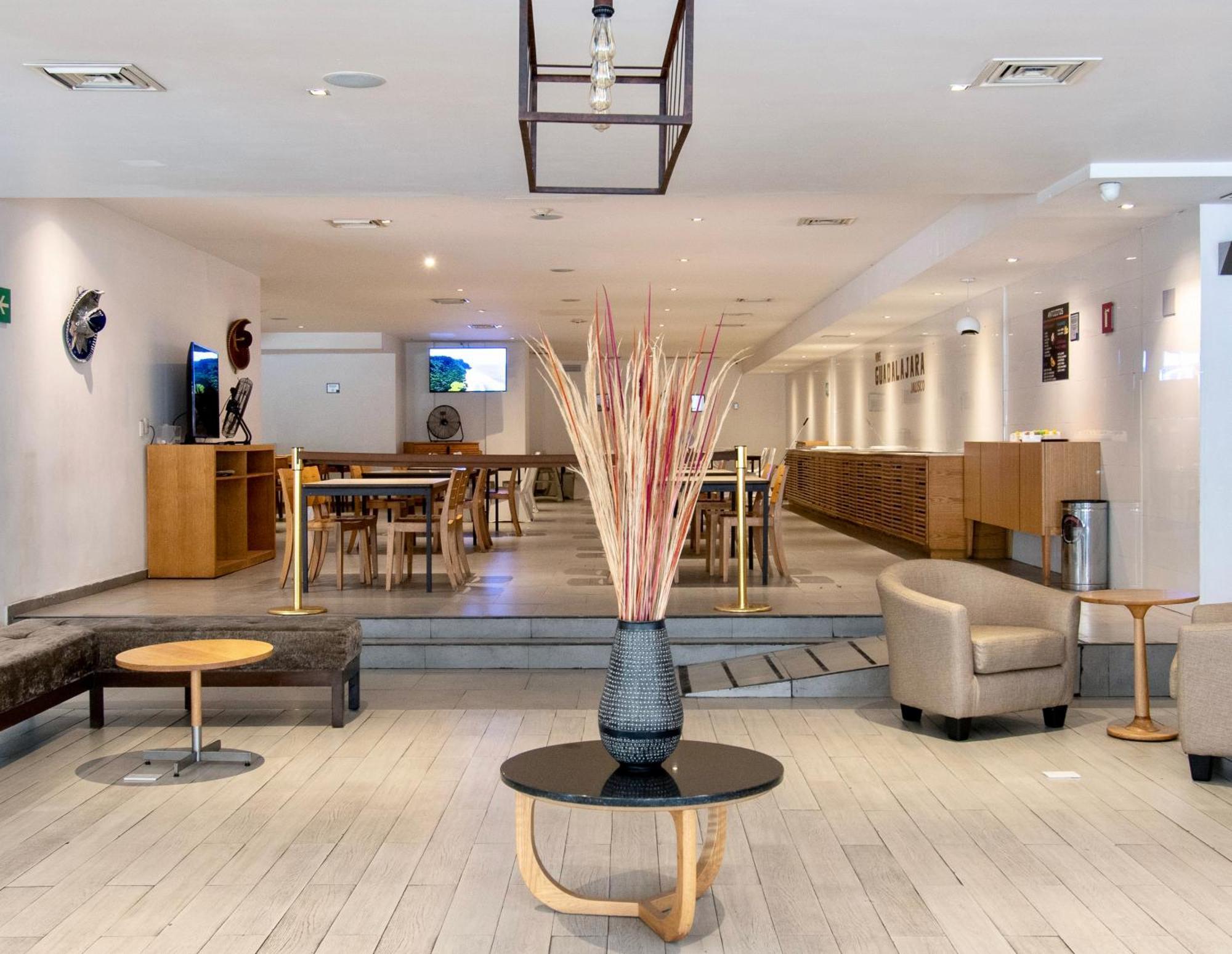 Hotel Plaza Genova Centro 4*