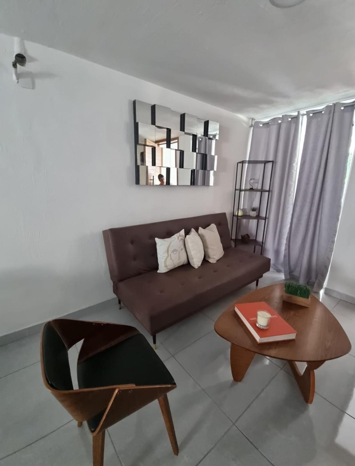 Parque Metropolitano, Galerias, La Perla, Akron, Atlas Chapalita Holiday home Guadalajara