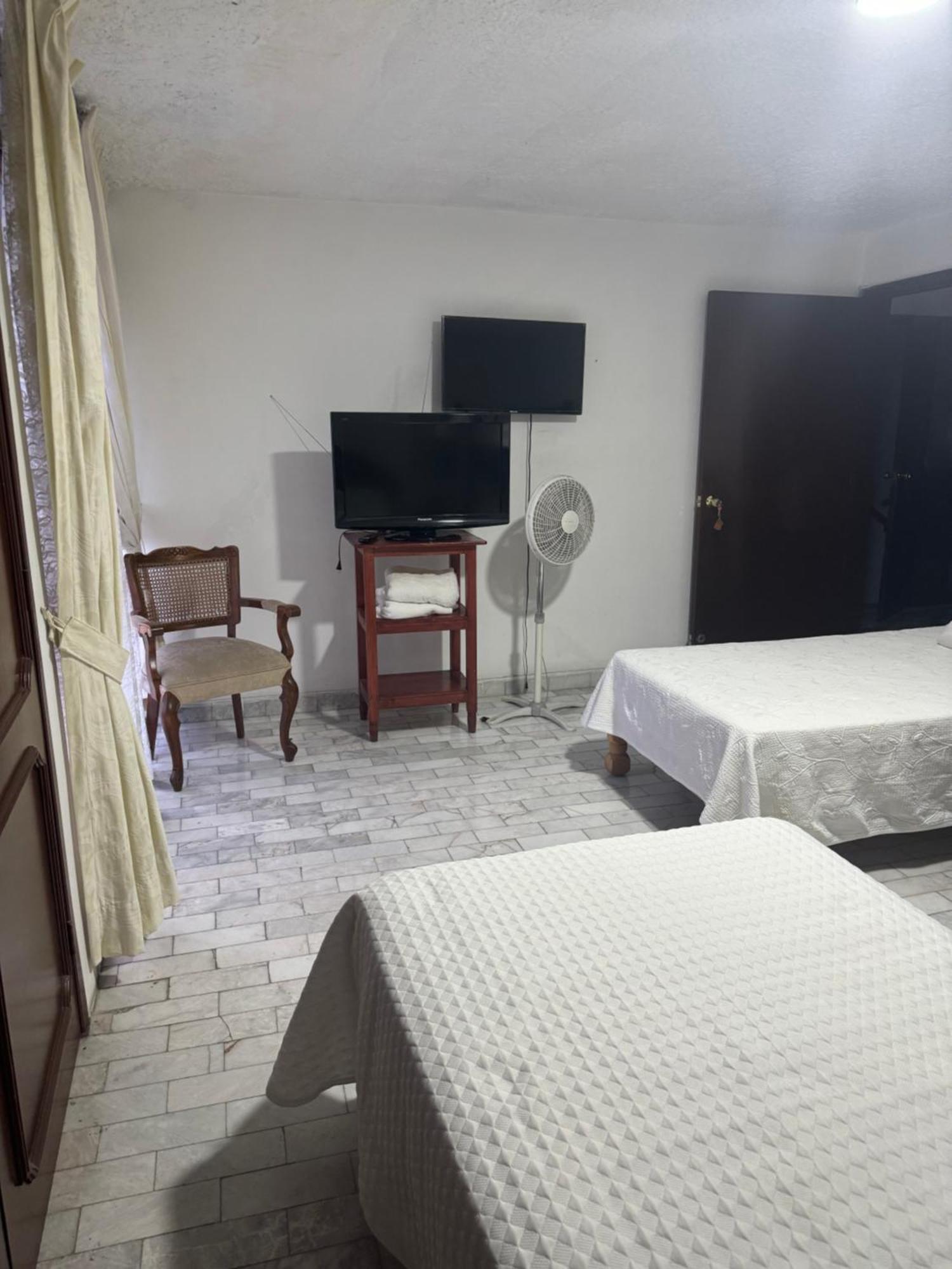 Homestay Casa En Jardines Providencia