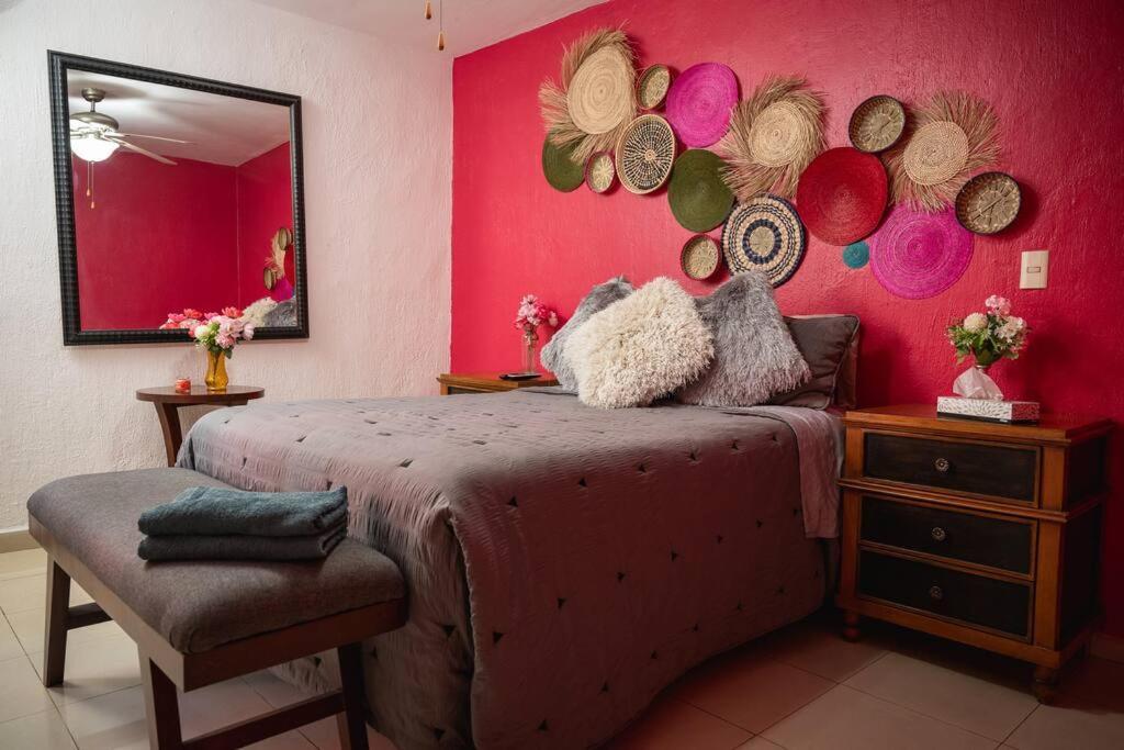 Casa Flamingos En El Centro De Tlaquepaque