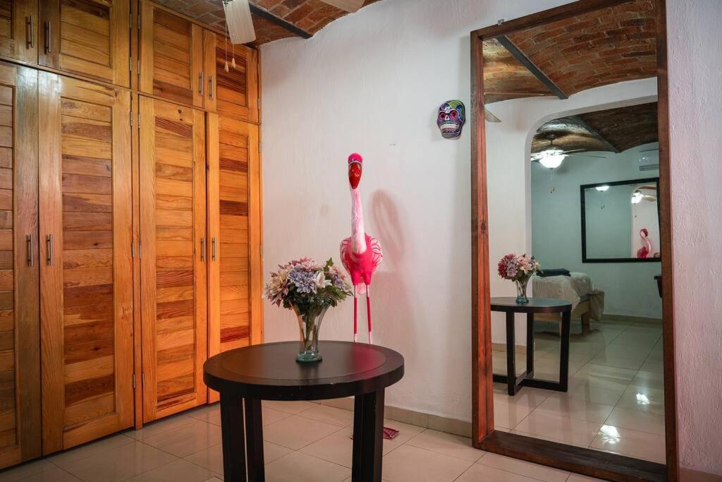 Casa Flamingos En El Centro De Tlaquepaque *