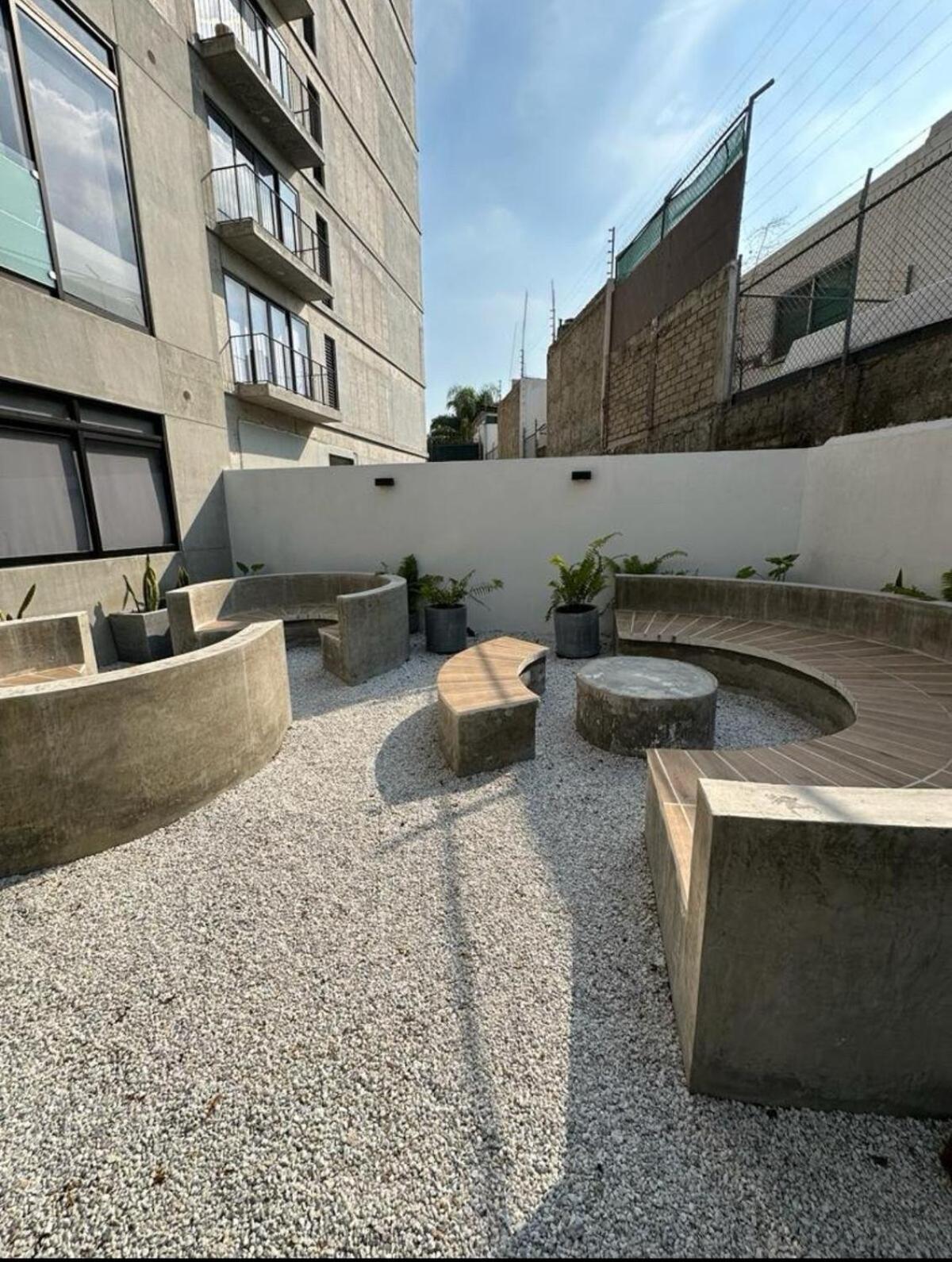 Departamento Ciudad Granja * Guadalajara