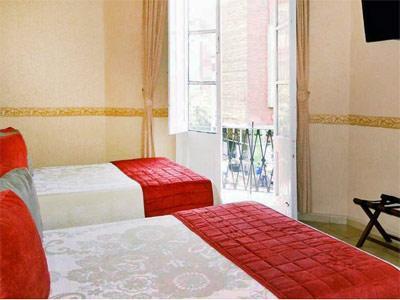 Regis Hotel
